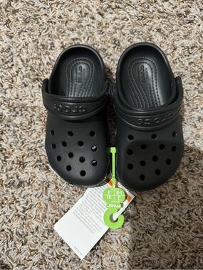CROCS Kids Classic Clog in Black